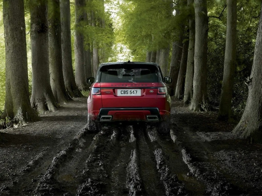 2022 Range Rover Sport vs. 2021 BMW X6: Better Options, More Choices